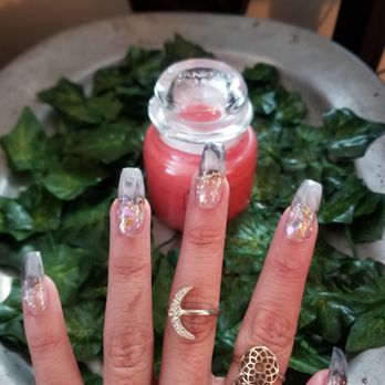 Queen Nails - Marble ombre - Nail Salons Near Me - Hayward, California Queen Nails - Marble ombre - Nail Salons Near Me - Hayward, California