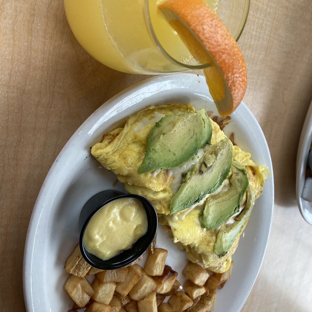 Le Peep - Lobster Omelette - Breakfast & Brunch Near Me - Valparaiso, Indiana