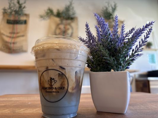 Almond & Oat Coffee Bar by null