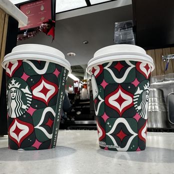 Starbucks - White hot chocolate - Coffee & Tea Near Me - Pearland, Texas Starbucks - White hot chocolate - Coffee & Tea Near Me - Pearland, Texas
