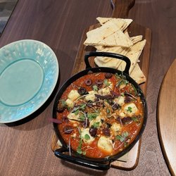 Kleo Restaurant & Bar - Roasted Brie