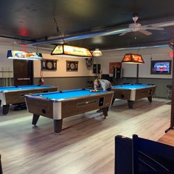 Bullseye Pete’s Pub & Grub - Pool tables ready to be played on.