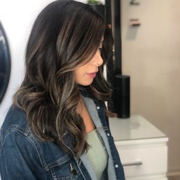 Veronica is amazing, She never disappoints! She listens to what you want and always gives honest input on how to find the right style. Veronica is amazing, She never disappoints! She listens to what you want and always gives honest input on how to find the right style.