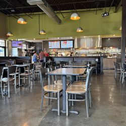 Jason's Deli - Plenty of inside seating