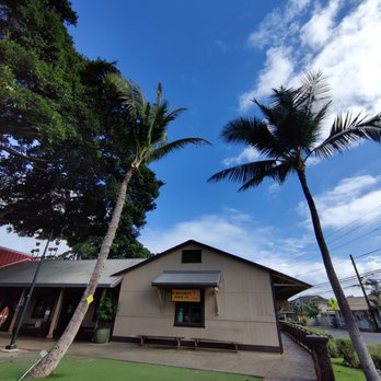Haleiwa Store Lots - Matsumoto Shave Ice is located here - Shopping Centers Near Me - Haleiwa, Hawaii