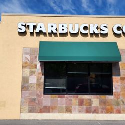 Starbucks - Outside