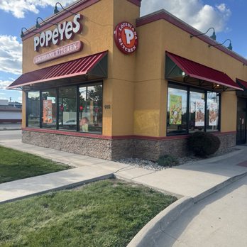 Popeyes Louisiana Kitchen - Fast Food Near Me - Champaign, Illinois Popeyes Louisiana Kitchen - Fast Food Near Me - Champaign, Illinois