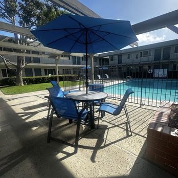 Clair Del Gardens - Apartments Near Me - Long Beach, California