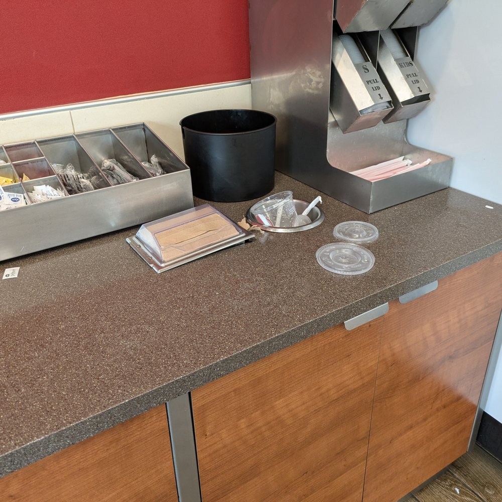 Wendy's - Condiments station at the Wendy's in Plattsburgh - Burgers Near Me - Plattsburgh, New York Wendy's - Condiments station at the Wendy's in Plattsburgh - Burgers Near Me - Plattsburgh, New York