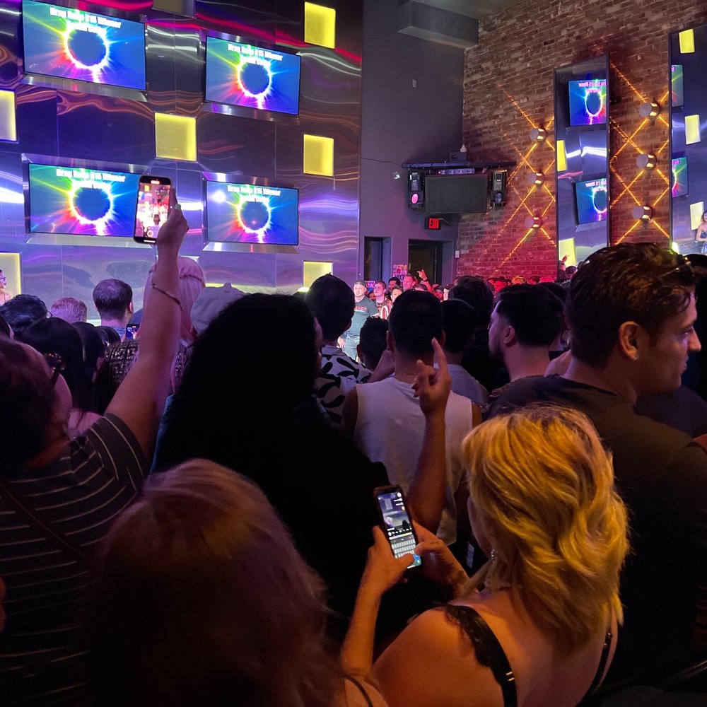 Badlands - Too many people - Dance Clubs Near Me - Sacramento, California