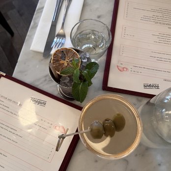 Foiegwa - Gin Martini and Mixed Cocktail - French Near Me - Montreal, Quebec
