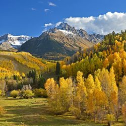 Redpoint Center North - Beautiful Colorado sets the backdrop for a positive outlook here at Redpoint Center.