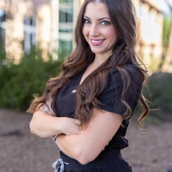 Blume Skin & Body - Julia Militello, CLT