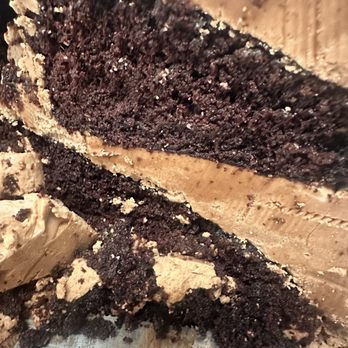 Pushkin’s Bakery & Cafe - My coworker described the cake as terrible. The frosting kept coming apart too. - Bakeries Near Me - Sacramento, California