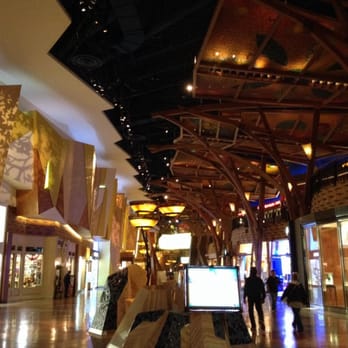Mohegan Sun - Hotels Near Me - Uncasville, Connecticut