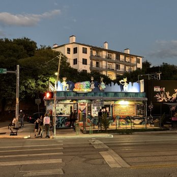 Amy's Ice Creams - Ice Cream & Frozen Yogurt Near Me - Austin, Texas