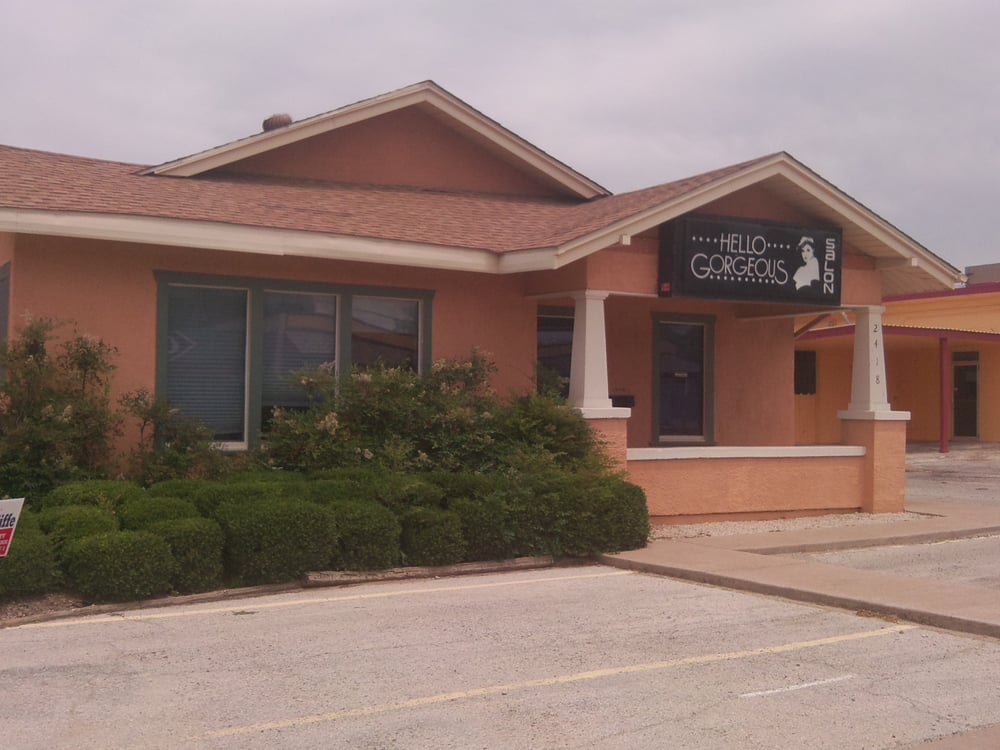 HELLO HAIR SALON Updated August 2024 2418 S 7th St