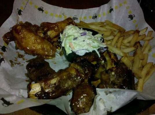 Buffalo Wild Wings by null