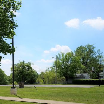 Goodrich Park - basketball courts to the southwest - Parks Near Me - Winchester, Indiana Goodrich Park - basketball courts to the southwest - Parks Near Me - Winchester, Indiana
