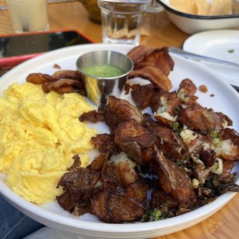 Pilsen Yards - Basic B - Tacos Near Me - Chicago, Illinois Pilsen Yards - Basic B - Tacos Near Me - Chicago, Illinois