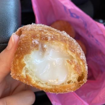 Leonard's Bakery - Coconut cream masala! - Bakeries Near Me - Honolulu, Hawaii Leonard's Bakery - Coconut cream masala! - Bakeries Near Me - Honolulu, Hawaii