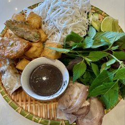 Bun Dau Mam Tom