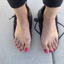 Unsatisfied customers toes Unsatisfied customers toes
