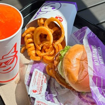 Jack in the Box - Fast Food Near Me - Lamont, California Jack in the Box - Fast Food Near Me - Lamont, California