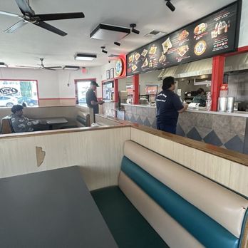Birrieria Guadalajara - Interior - Tacos Near Me - La Puente, California