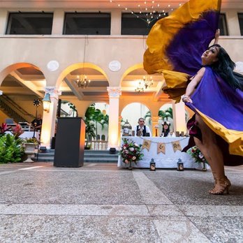 Cafe Julia - Beautiful architectural out door venue with belly dance artist Malia - Cafes Near Me - Honolulu, Hawaii Cafe Julia - Beautiful architectural out door venue with belly dance artist Malia - Cafes Near Me - Honolulu, Hawaii