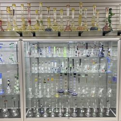 Mojo Smoke Palace - Glass Water Pipes (Bongs)