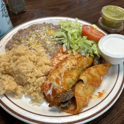 Azteca Grill & Bakery - #20 Tres Enchiladas with beans and rice