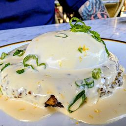 Crab Cake Benedict