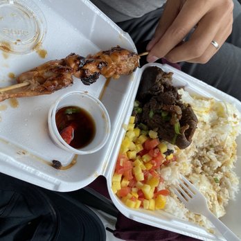 Fil Cuisine - BBQ chicken skewer wasn't good, but the #4 breakfast combo was, the garlic rice wasn't good today but other days it is. Hit or miss - Filipino Near Me - Kent, Washington