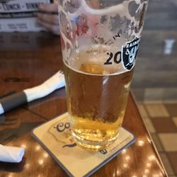 SNS Diner BBQ - Icy beer, brought out and had ice crystals