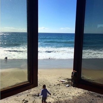 Splashes Restaurant - View out the window - gorgeous! - New American Near Me - Laguna Beach, California Splashes Restaurant - View out the window - gorgeous! - New American Near Me - Laguna Beach, California