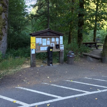 Wahclella Falls Hike - Information booth - Hiking Near Me - Bonneville, Oregon Wahclella Falls Hike - Information booth - Hiking Near Me - Bonneville, Oregon