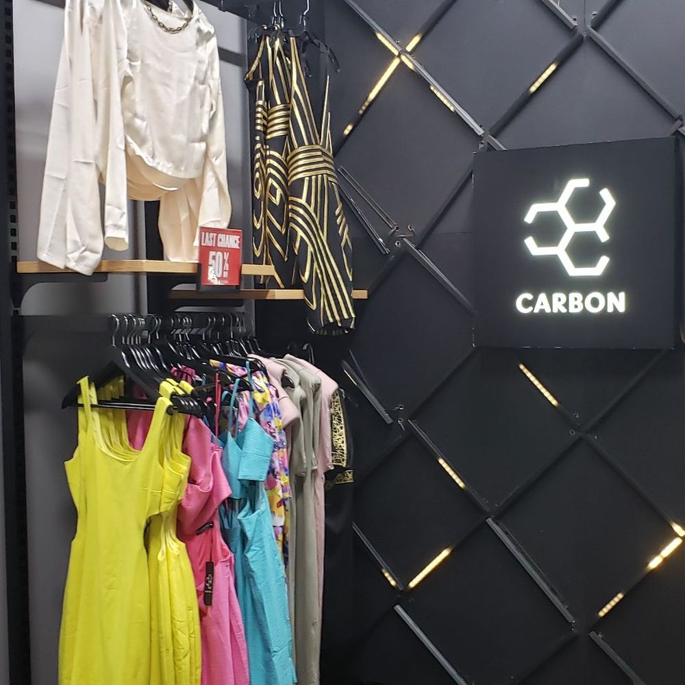 Carbon Jeans - Women's Clothing Near Me - Sunrise, Florida Carbon Jeans - Women's Clothing Near Me - Sunrise, Florida