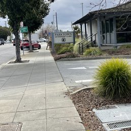 Exterior outside entrance of Parktown Veterinary Clinic - Milpitas, California Exterior outside entrance of Parktown Veterinary Clinic - Milpitas, California