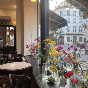 Paris Baguette - Bakeries Near Me - Paris, 75