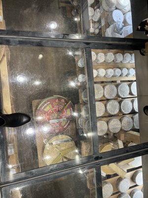 Fromagerie Pierre Gay by null