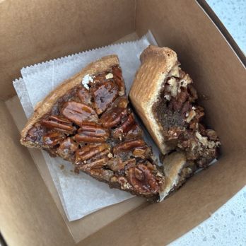 Mia's Bakery - Bakeries Near Me - Brooklyn, New York Mia's Bakery - Bakeries Near Me - Brooklyn, New York