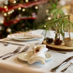 Indian Head Resort Profile Room - Holiday dinner setup