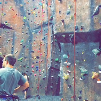 Vertical Hold Rock Climbing Gym - Well maintained walls, and ropes. - Gyms Near Me - San Marcos, California