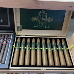 Evolve Smoke Shop - Andalusia Bull