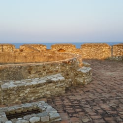 Torre di Melissa - La terrazza della torre baciata dall'ultimo raggio di sole