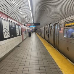 MTA Subway - 5th Ave/53rd St