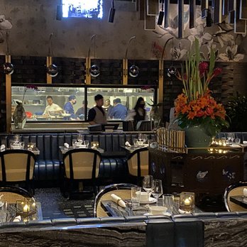 Mott 32 - Chinese Near Me - Las Vegas, Nevada