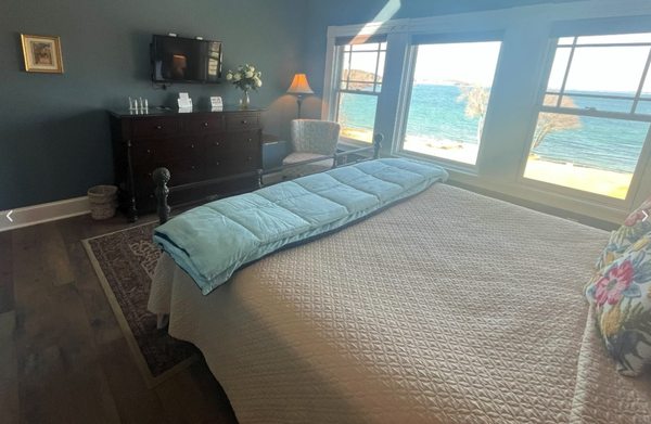 Saltair Inn Waterfront B&B by null