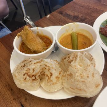 Ipoh Kopitiam - roti canai with chicken curry - Malaysian Near Me - Alhambra, California Ipoh Kopitiam - roti canai with chicken curry - Malaysian Near Me - Alhambra, California